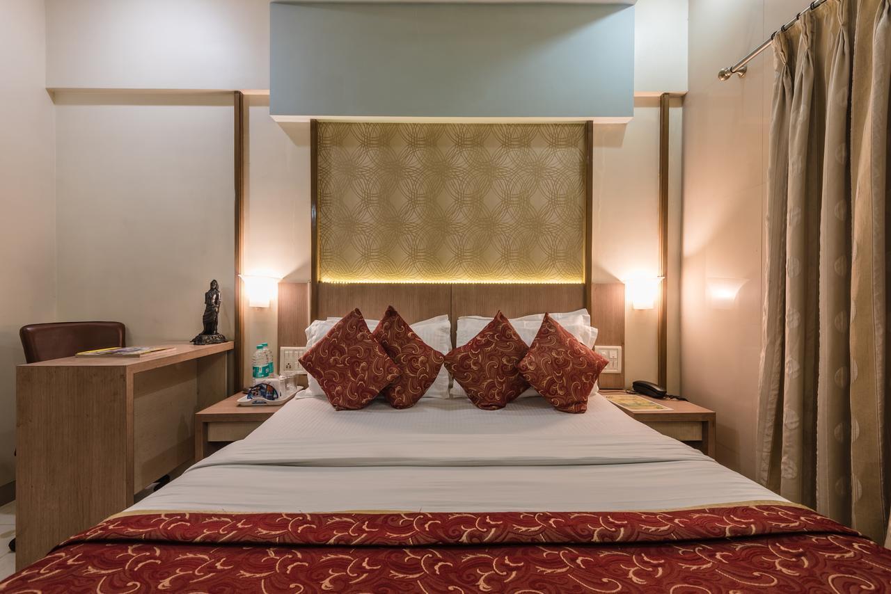 Hotel Panchratna Panvel Buitenkant foto
