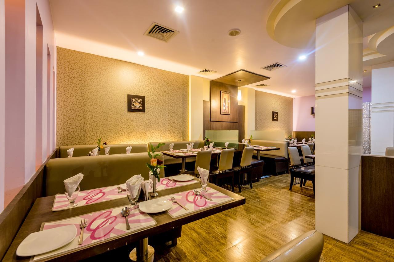 Hotel Panchratna Panvel Buitenkant foto